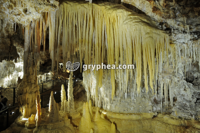 Stalactites et stalagmites (Clamouse) - gryphea.org